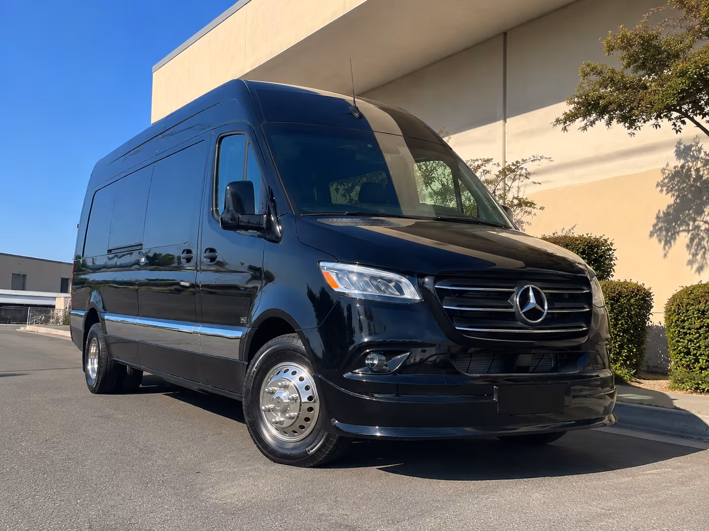 arrange transportation for your next airport transfer 2