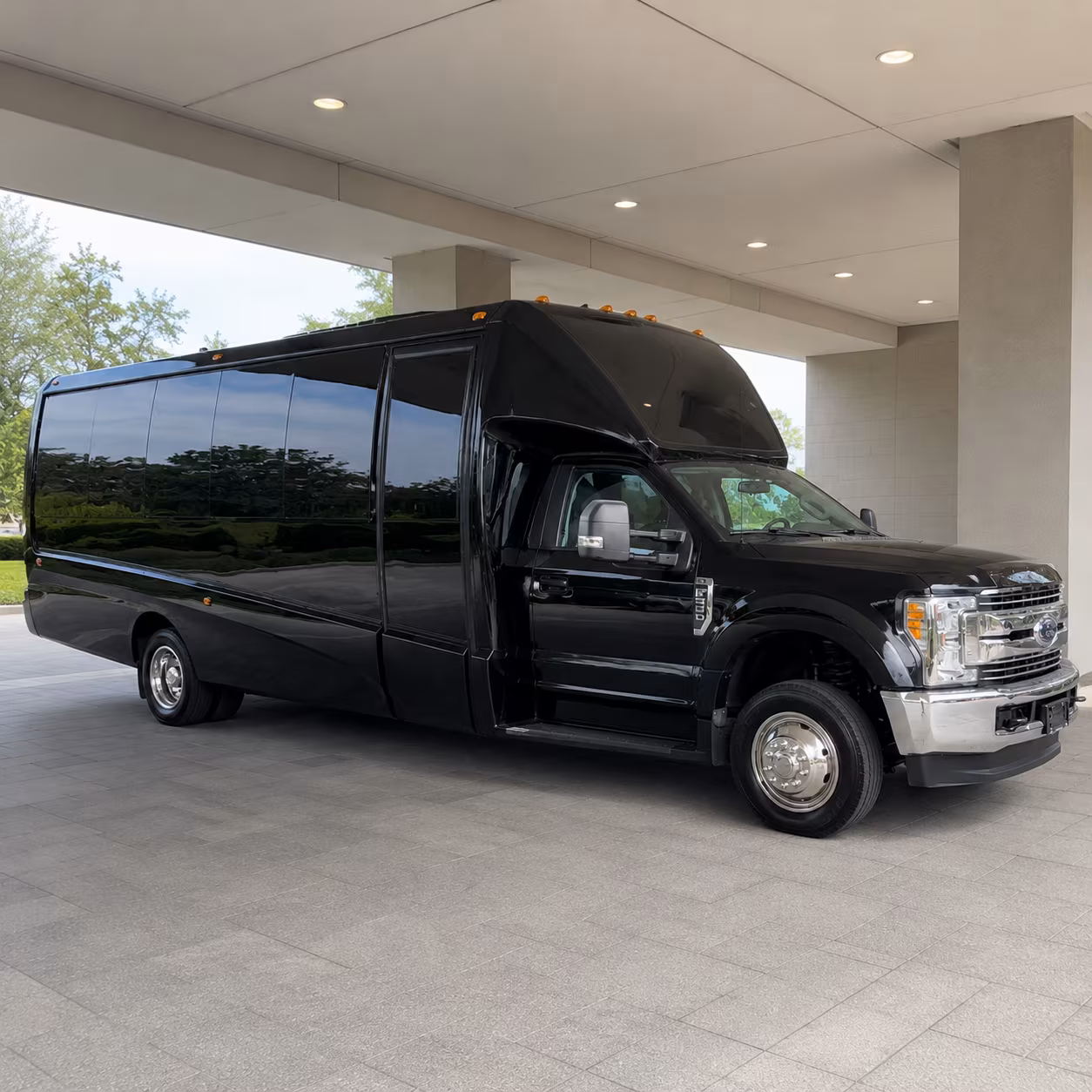 bus rentals for bands groups and performers traveling through tulsa