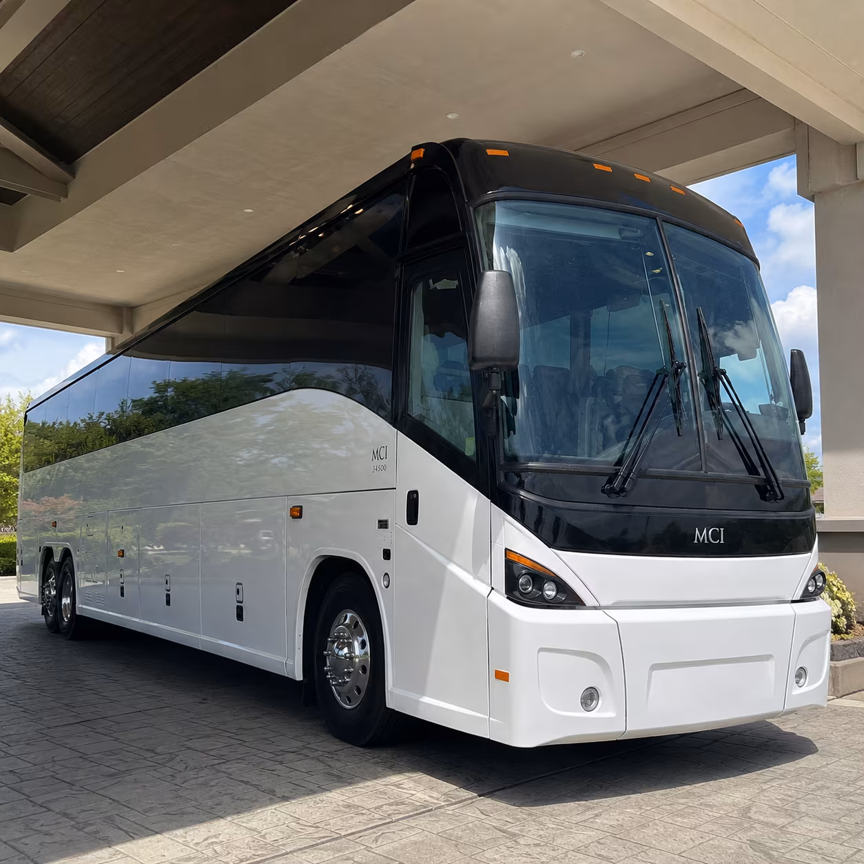 charter buses for tulsa wedding ceremonies at riverside and outdoor venues