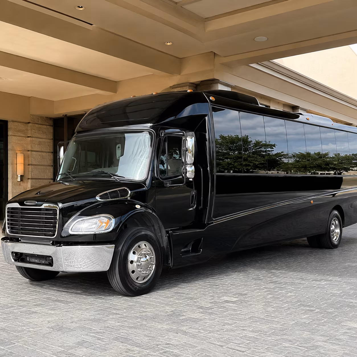 minibus rentals for small group tulsa wine tastings