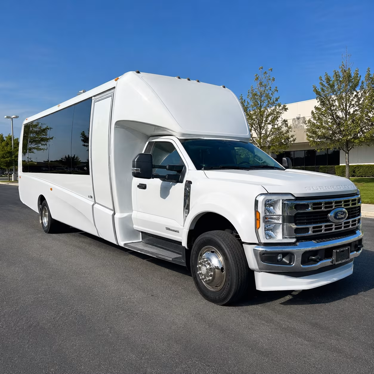minibus rentals for tulsa bridal party pickups and getting ready trips