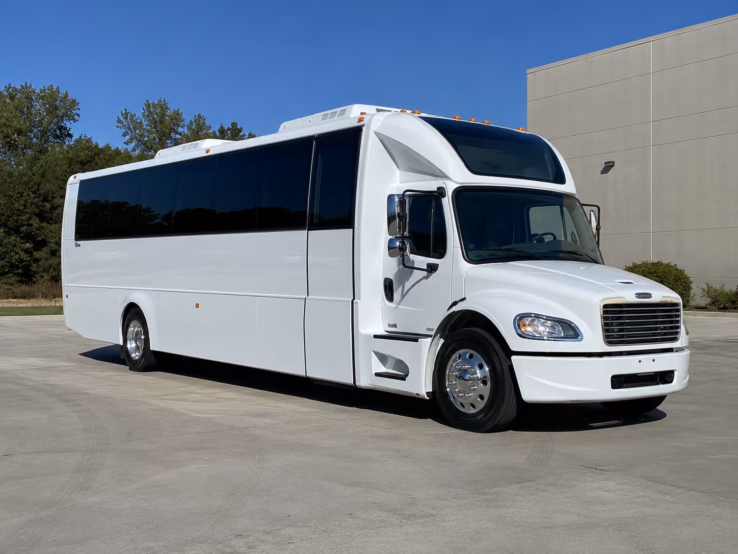 tulsa 28 passenger party bus